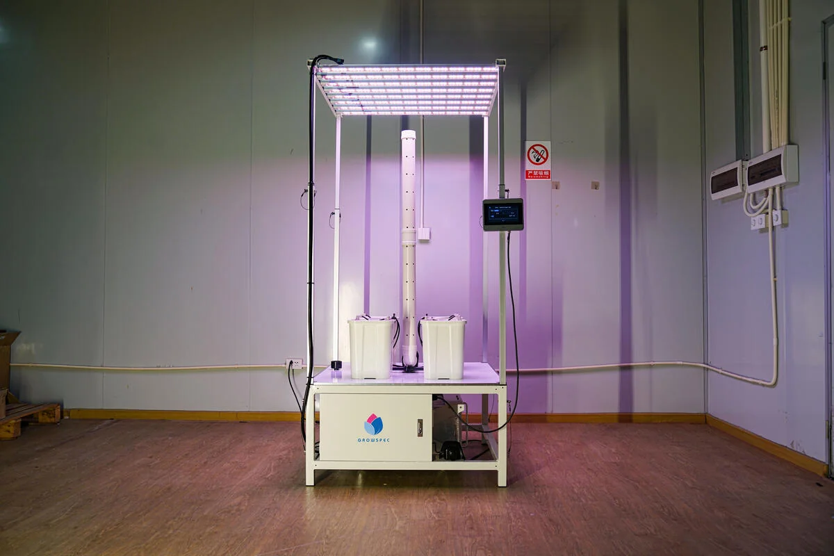 Pegma Omni-4 professional aeroponic grow kit operating inside a controlled indoor growing facility